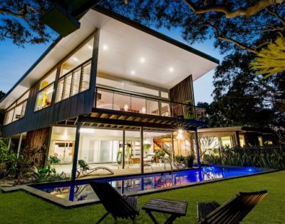 Luxe Beachside Coastal Retreat – Sunshine Coast